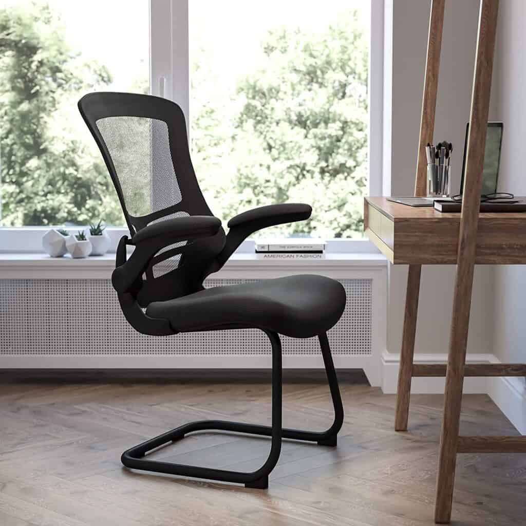 Chair without wheels