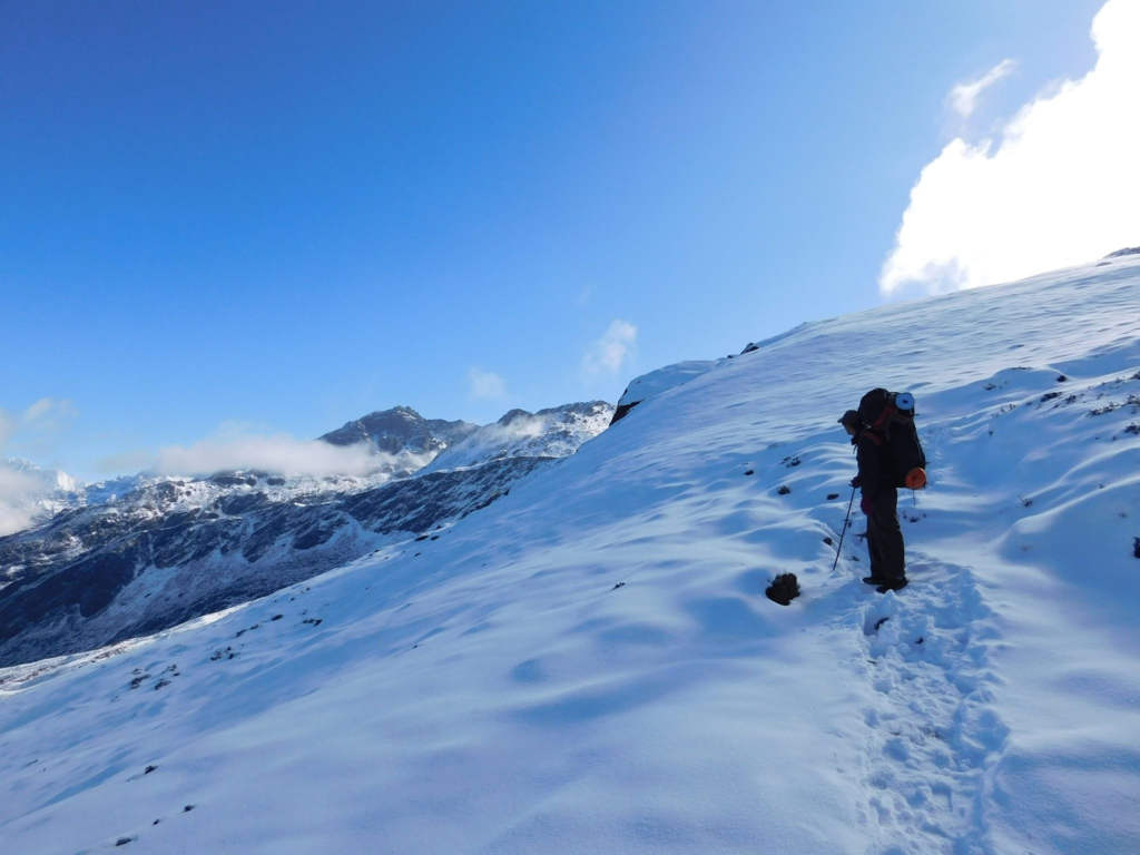 helambu trek beginner friendly