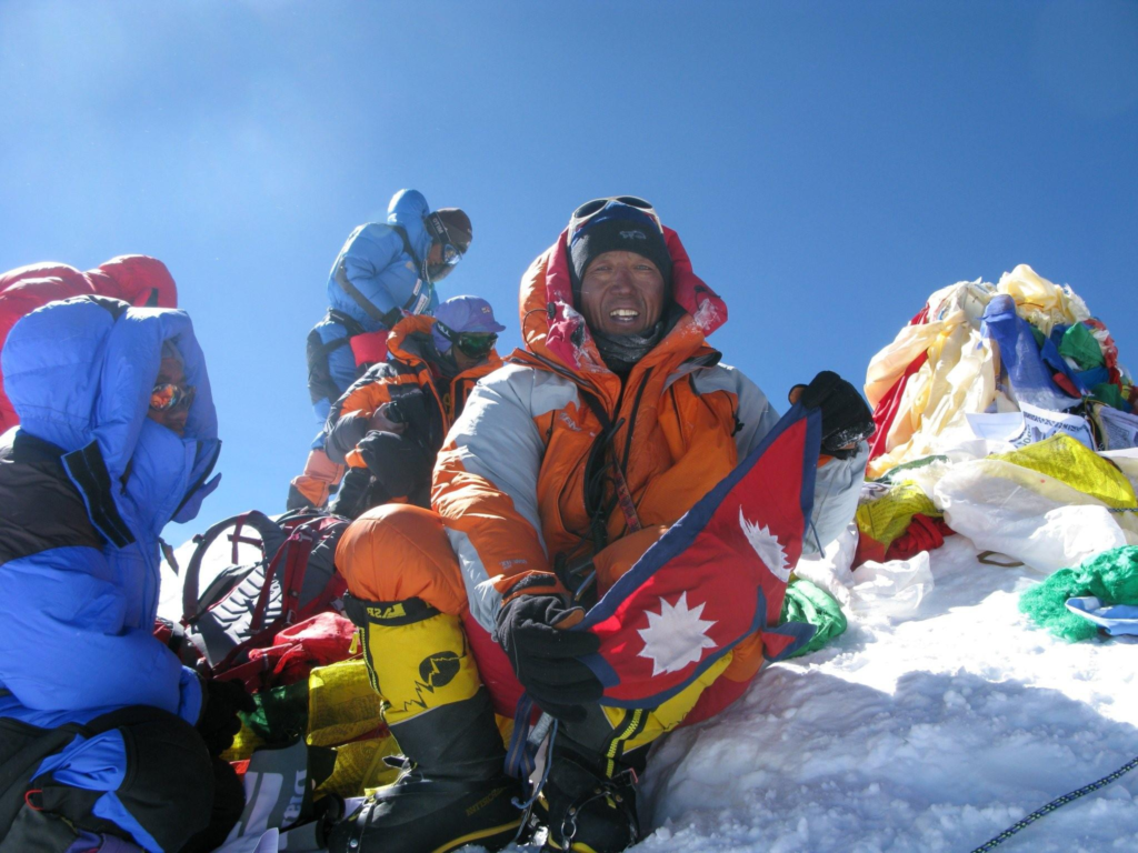 ama sherpa nepal mount everest climber