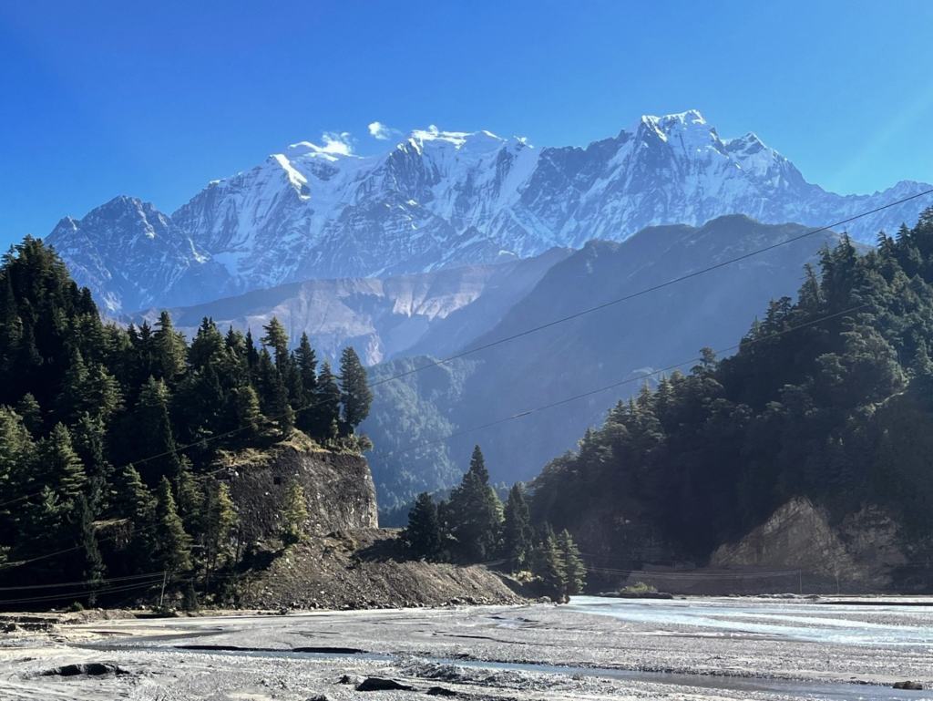 manang mustang valley nepal 