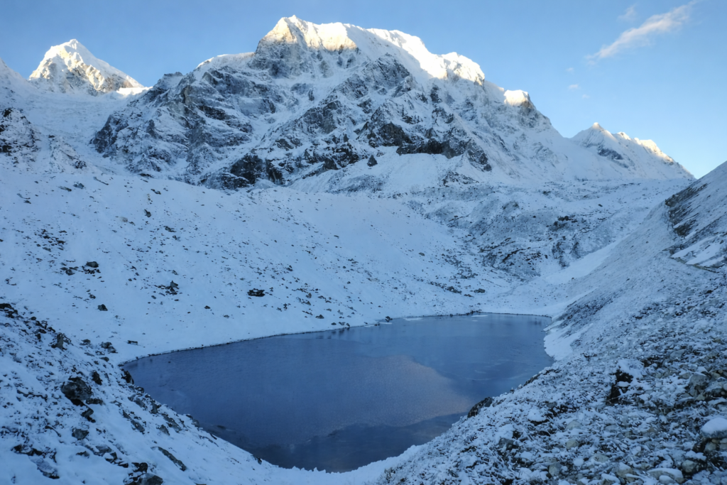 manaslu circuit trek