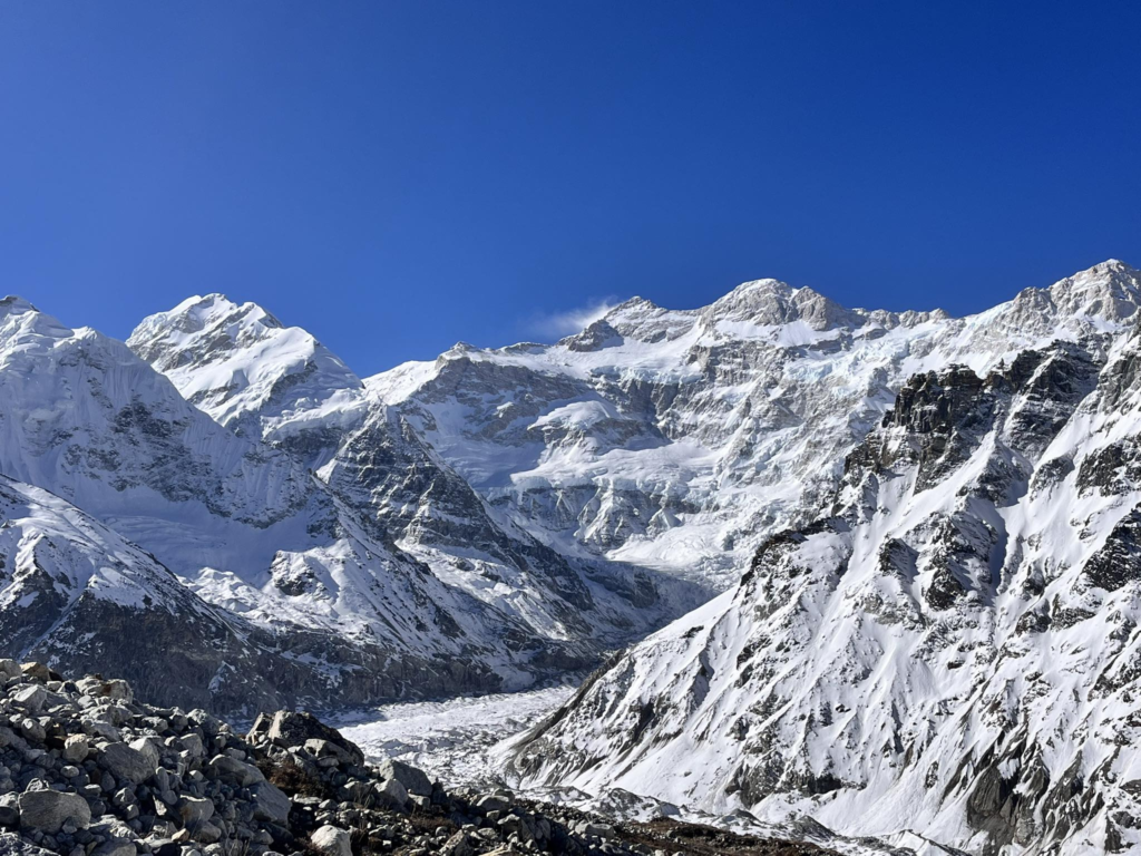 mount kanchenjunga himalayas