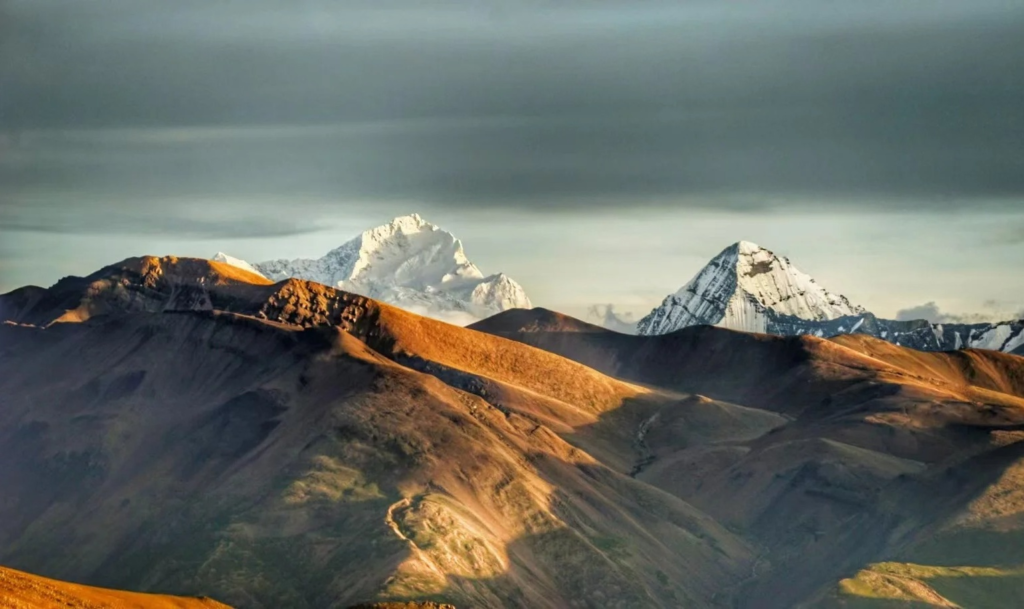 tibet mountains