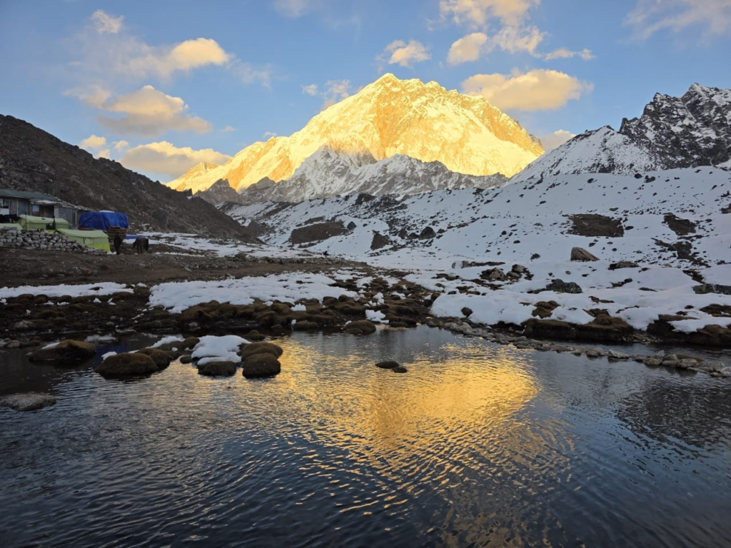 nepal travel trekking 